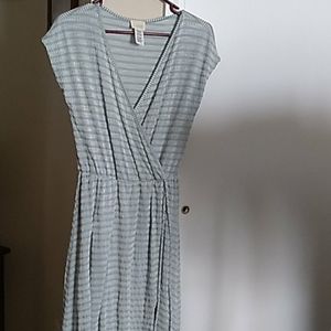 JUST REDUCED Dress midi length. Green and white